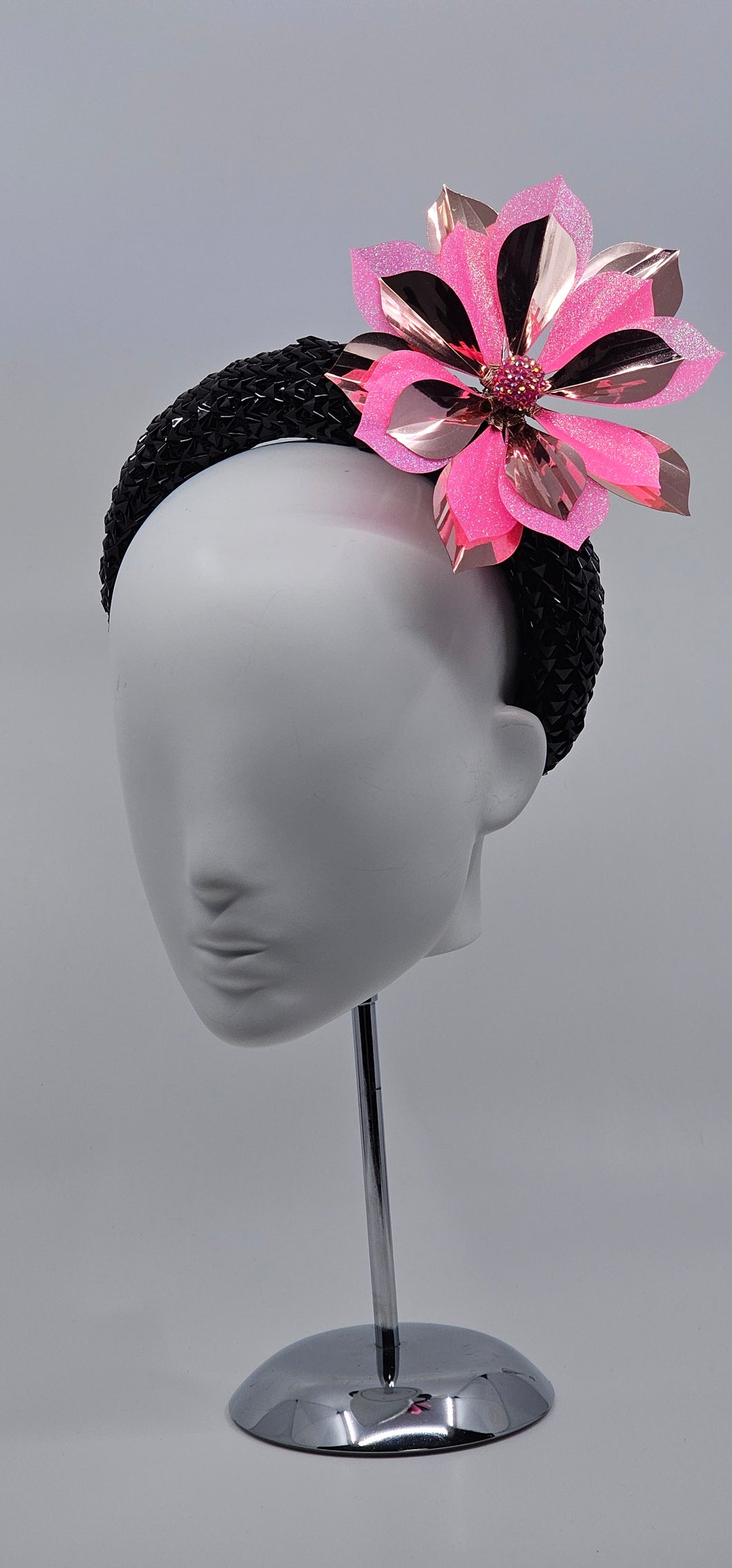Item 242 - Cerise