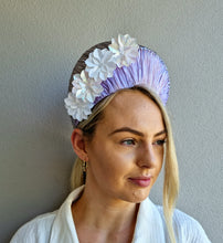 Load image into Gallery viewer, Item 99 - Lilac Halo

